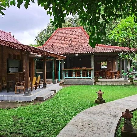 Puri Pangeran Hotel Yogyakarta Extérieur photo